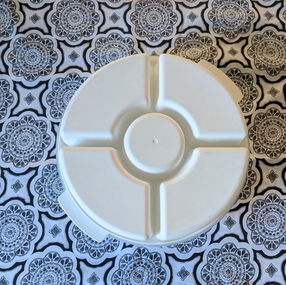 White plastic divided tray - Picture 3 of 4